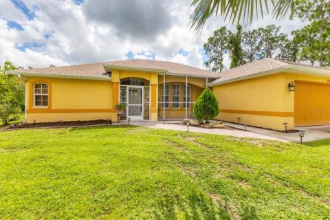 Villa ou maison à vendre à North Port, Floride: 4 chambres, 214.88 m2 № 1346253 - photo 1