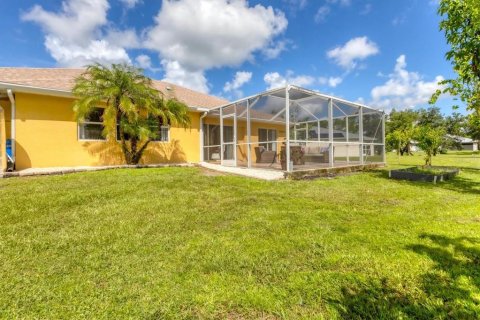 Villa ou maison à vendre à North Port, Floride: 4 chambres, 214.88 m2 № 1346253 - photo 24