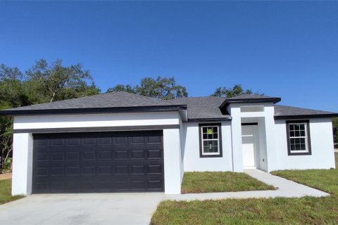 House in Kissimmee, Florida 4 bedrooms, 139.45 sq.m. № 1346288 - photo 1