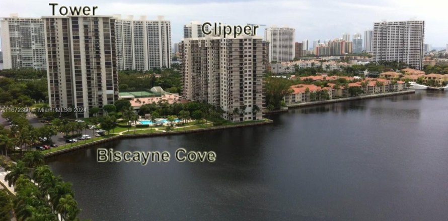 Condo in Aventura, Florida, 2 bedrooms  № 1395166