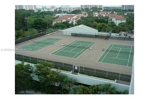 Condo in Aventura, Florida, 2 bedrooms  № 1395166 - photo 23