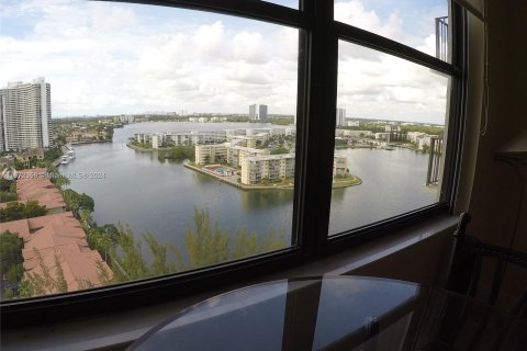 Condominio en venta en Aventura, Florida, 2 dormitorios, 102.56 m2 № 1395166 - foto 17