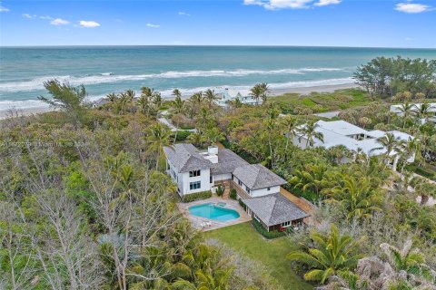 Villa ou maison à vendre à Hobe Sound, Floride: 4 chambres, 251.58 m2 № 1395167 - photo 2