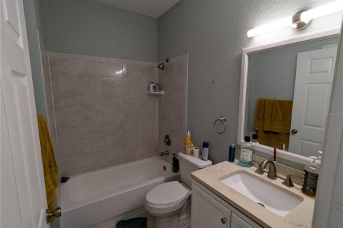 Copropriété à vendre à Tampa, Floride: 2 chambres, 117.99 m2 № 1334208 - photo 9