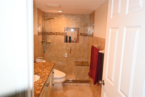 Condo in Boca Raton, Florida, 2 bedrooms  № 1178635 - photo 24