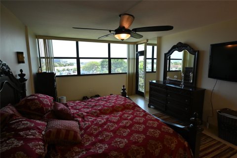 Condo in Boca Raton, Florida, 2 bedrooms  № 1178635 - photo 25