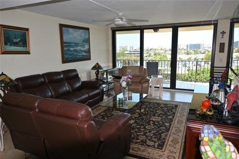 Copropriété à vendre à Boca Raton, Floride: 2 chambres, 122.17 m2 № 1178635 - photo 22