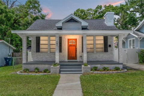 Villa ou maison à vendre à Tampa, Floride: 4 chambres, 152.45 m2 № 1267046 - photo 1