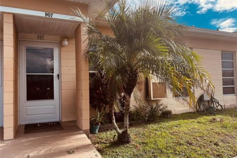 Villa ou maison à vendre à Lake Wales, Floride: 1 chambre, 60.2 m2 № 1383165 - photo 1