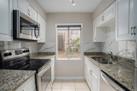 Condominio en venta en Tampa, Florida, 2 dormitorios, 100.8 m2 № 1383324 - foto 4