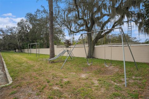 Copropriété à vendre à Tampa, Floride: 2 chambres, 100.8 m2 № 1383324 - photo 23