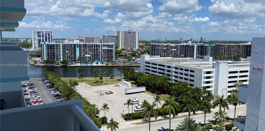 Condo à Hollywood, Floride, 2 chambres  № 711153