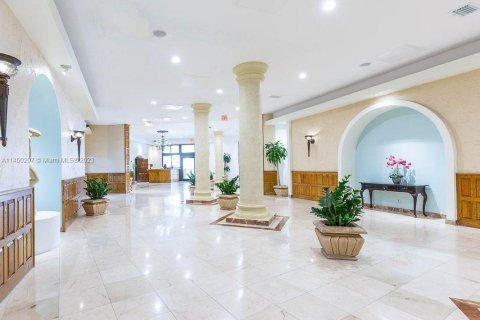 Copropriété à vendre à Hollywood, Floride: 2 chambres, 78.69 m2 № 711153 - photo 22