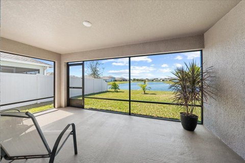 Casa en venta en Palm Bay, Florida, 4 dormitorios, 173.63 m2 № 1104375 - foto 10