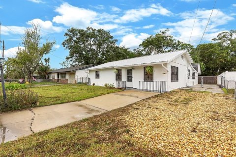 Villa ou maison à vendre à Edgewater, Floride: 3 chambres, 142.33 m2 № 844357 - photo 2