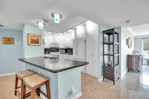 Condo in Fort Lauderdale, Florida, 1 bedroom  № 1014140 - photo 25