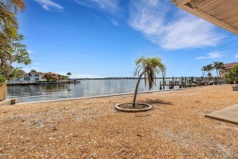 Terreno en venta en Belleair Beach, Florida № 1400661 - foto 8