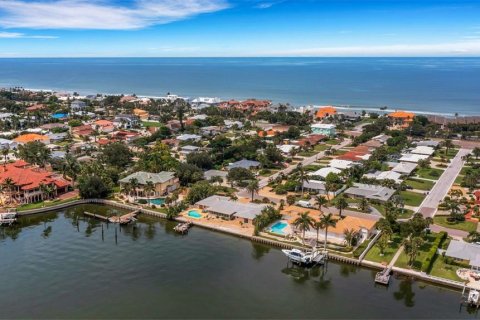 Terreno en venta en Belleair Beach, Florida № 1400661 - foto 15