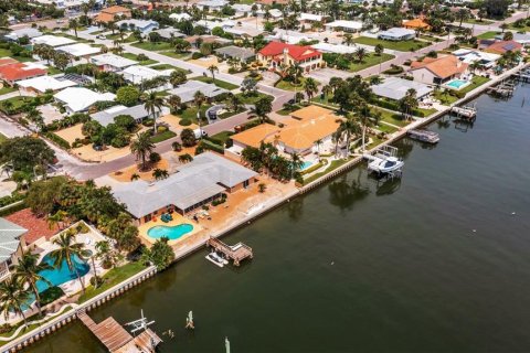 Terreno en venta en Belleair Beach, Florida № 1400661 - foto 11