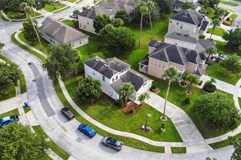 Villa ou maison à vendre à Kissimmee, Floride: 4 chambres, 186.27 m2 № 1314485 - photo 2