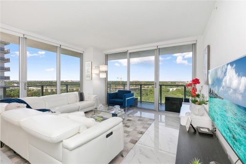 Condominio en venta en North Miami Beach, Florida, 3 dormitorios, 144.56 m2 № 732467 - foto 7