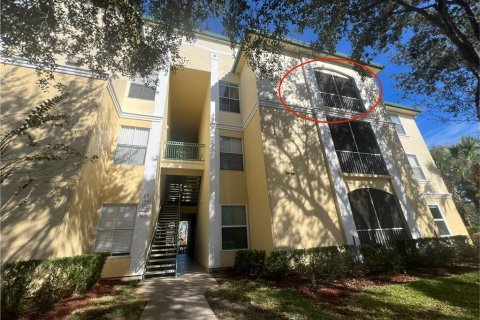 Condominio en venta en Kissimmee, Florida, 4 dormitorios, 135.27 m2 № 942202 - foto 1