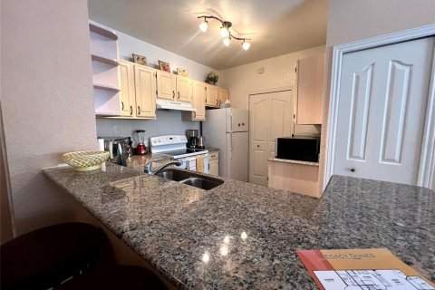 Condominio en venta en Kissimmee, Florida, 4 dormitorios, 135.27 m2 № 942202 - foto 14