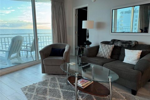 Condominio en venta en Daytona Beach, Florida, 2 dormitorios, 118.45 m2 № 1402265 - foto 4