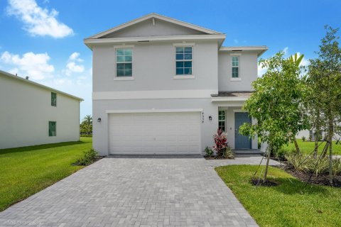 House in Lake Worth, Florida 4 bedrooms, 188.41 sq.m. № 1224842 - photo 15