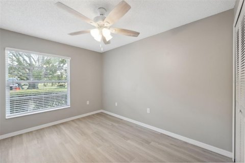 Copropriété à vendre à New Port Richey, Floride: 2 chambres, 76.64 m2 № 1315009 - photo 17