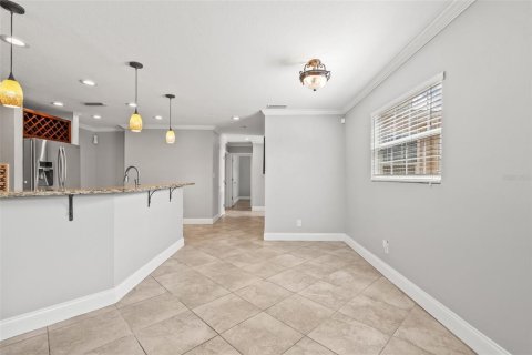 Casa en venta en Tampa, Florida, 4 dormitorios, 172.8 m2 № 1314975 - foto 10