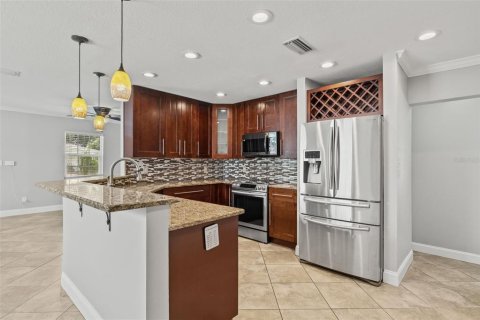 Casa en venta en Tampa, Florida, 4 dormitorios, 172.8 m2 № 1314975 - foto 9