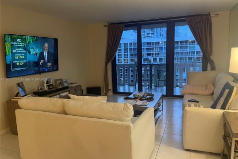 Condo in Key Biscayne, Florida, 1 bedroom  № 1316620 - photo 6