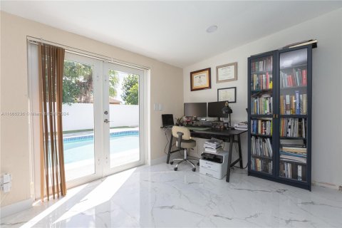 Casa en venta en Hollywood, Florida, 3 dormitorios, 113.34 m2 № 1389543 - foto 7