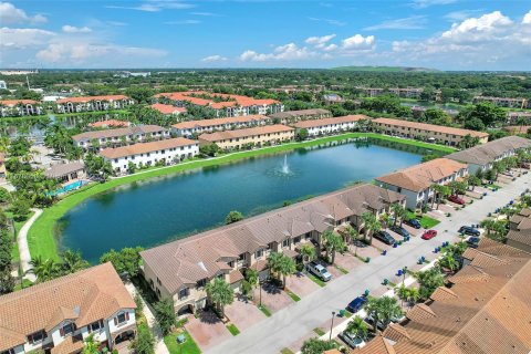 Touwnhouse à vendre à Margate, Floride: 3 chambres, 126.63 m2 № 1406348 - photo 11