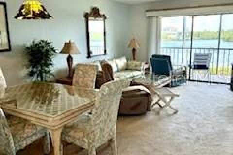 Condominio en venta en Port Richey, Florida, 2 dormitorios, 95.22 m2 № 1165894 - foto 17