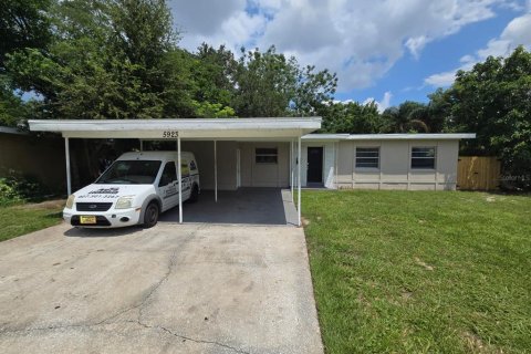 Villa ou maison à vendre à Orlando, Floride: 3 chambres, 110.46 m2 № 1346284 - photo 1