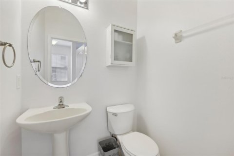 Adosado en venta en Orlando, Florida, 3 dormitorios, 163.14 m2 № 1346249 - foto 8