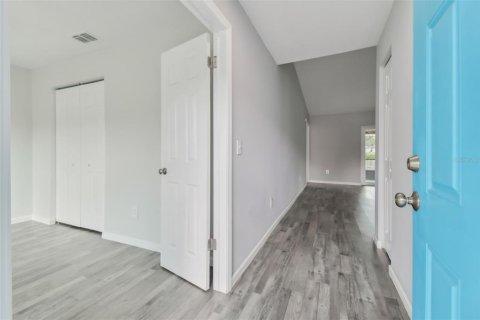 Villa ou maison à vendre à Tampa, Floride: 3 chambres, 123.37 m2 № 1404835 - photo 5