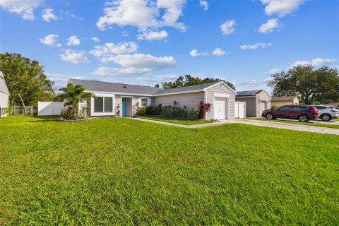 Villa ou maison à vendre à Tampa, Floride: 3 chambres, 123.37 m2 № 1404835 - photo 3