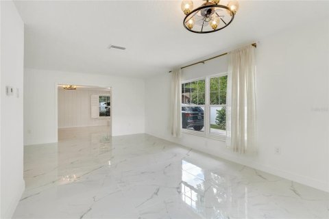 Villa ou maison à vendre à Orlando, Floride: 5 chambres, 312.24 m2 № 1404799 - photo 14