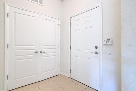 Condo in Davenport, Florida, 2 bedrooms  № 1404800 - photo 13