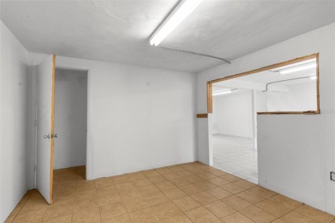 Immobilier commercial à vendre à Hudson, Floride: 224.82 m2 № 1275517 - photo 17