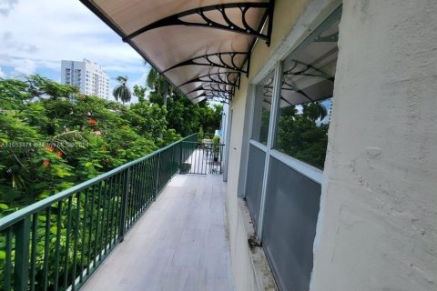 House in Miami Beach, Florida 1 bedroom № 1351712 - photo 3