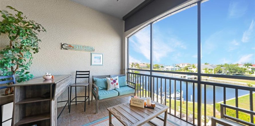 Condo à Punta Gorda, Floride, 3 chambres  № 1197208