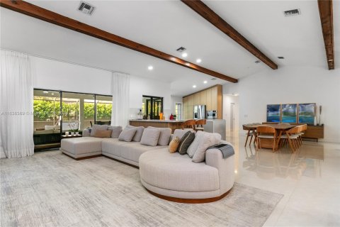 Villa ou maison à vendre à Palmetto Bay, Floride: 5 chambres, 286.6 m2 № 1310880 - photo 7