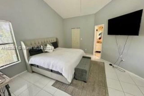 Casa en venta en Pembroke Pines, Florida, 3 dormitorios, 131.55 m2 № 1310882 - foto 25