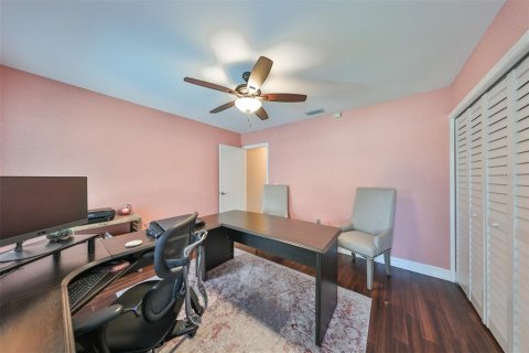 Casa en venta en Tampa, Florida, 4 dormitorios, 170.57 m2 № 1390992 - foto 26