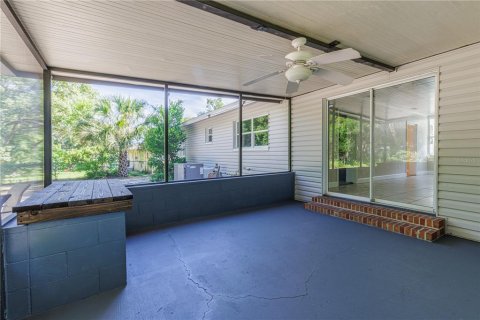 Villa ou maison à vendre à DeLand, Floride: 3 chambres, 125.42 m2 № 1257611 - photo 6