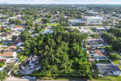 Terreno en venta en Tampa, Florida № 1371752 - foto 5